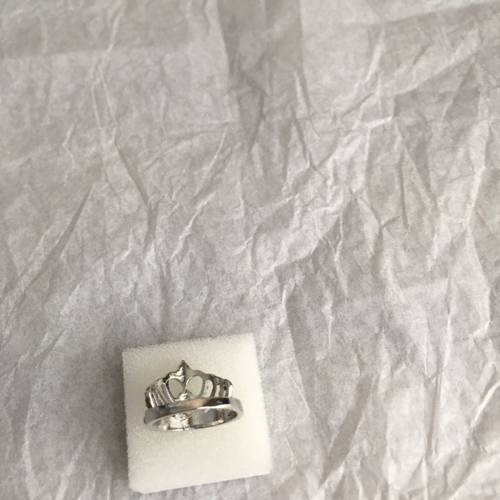 CROWN 👑 SILVER RING - Picture 3 of 8